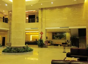 Huaqi International Hotel - Image 4