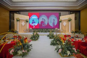 Hewitt Grand Hotel - Image 2