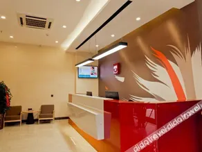 Thank Inn Plus Hotel He'nan Xinxiang Weibin District Pingyuan Road Department Store - Image 2