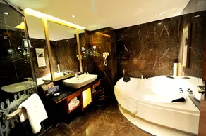 Wanyi Hotel Guiyang Lincheng - Image 4