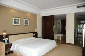 China Overseas Hot Spring Hotel - Image 2