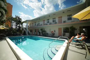 Beachside Gardens - Image 2