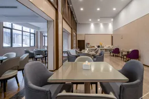 Lavande  Hotels (Ningxiang Emerald Lake International Plaza Store) - Image 3