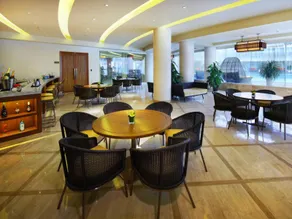 Wyndham Grand Plaza Royale Hainan Longmu Bay - Image 5