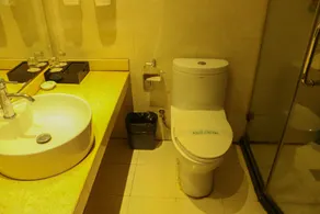 Yanshi Hotel - Image 5