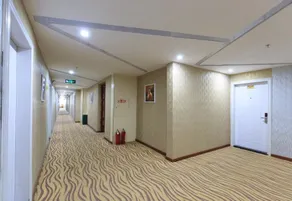 Heshan Jinchao Fashion Hotel - Image 2