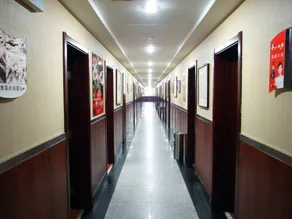 Langfang Yan Qing Hotel - Image 5