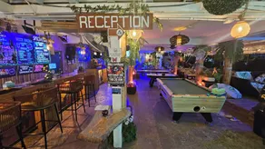 Hideout Hostel - Rezeption