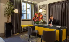 Hôtel Le Marquis by Inwood Hotels - Rezeption