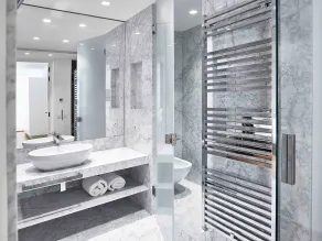Luxury Modern Apartment - Como Lake - City Center - Badeværelse