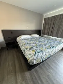 Motel 6-Yreka, CA - Quarto
