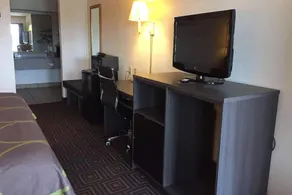 Super 8 by Wyndham Seguin - Chambre