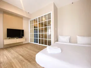 Cozy And Simple Big Studio Vasanta Innopark Apartment - Room