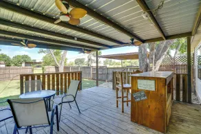 Quite Peace w/ Starry Nights: Ranch Home in Azle - Interiör