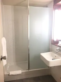 Hôtel Campanile Nantes Ouest - Saint-Herblain - Salle de bain