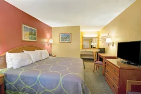 Super 8 by Wyndham La Marque TX/Texas City Area - Chambre