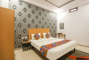 FabHotel Pranjul Inn - Chambre