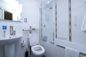 Roxford Lodge Hotel - Bathroom