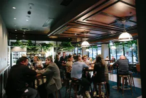 Avenue Hotel Canberra - Restaurante
