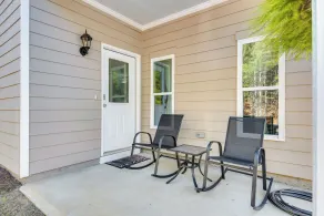 Atlanta Home w/ Patio, 8 Mi to Downtown + Aquarium - Interni