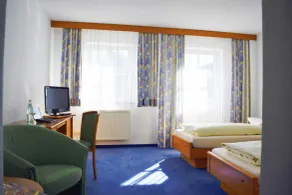 A8 Hotel im Darchinger Hof Bed & Breakfast - Zwischen Holzkirchen und Weyarn - Zwischen München Salzburg und Innsbruck - Kurz vor dem Irschenberg - Room