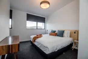 Change Overnight - Room