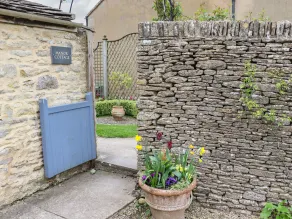 Manor Cottage - Interior