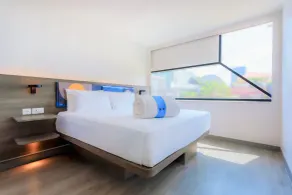 COSI Pattaya Wong Amat Beach - Room
