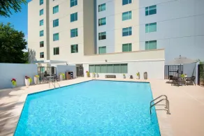 TownePlace Suites by Marriott Atlanta Airport North - Piscine