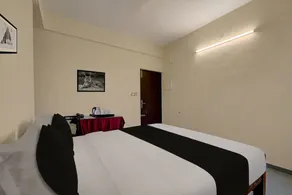 Super Townhouse Trivandrum Padmanabhaswamy Temple Formerly Rezt N Relaz Inn - Rum