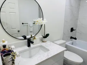 Luxury Loft 2 Bdrm near major city attractions - Badeværelse