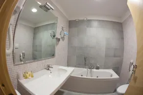 Centrum Palace Hotel - Bathroom