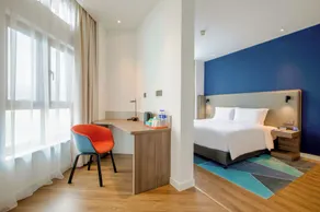 Holiday Inn Express Zhangjiagang Free Trade Zone by IHG - Room