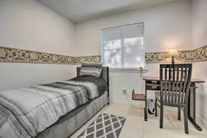 New! Laplace Townhome, 9 Mi to Lake Pontchartrain! - Camera
