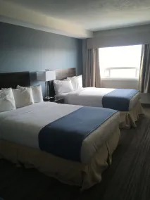 Travelodge Suites by Wyndham New Glasgow - Zimmer