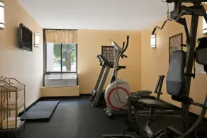 Days Inn by Wyndham Reading Wyomissing - Salle de remise en forme