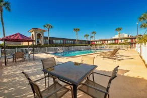 Red Roof Inn PLUS+ St. Augustine - Pool