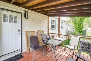 Football Games & DC Sights! District Heights Home - Interior