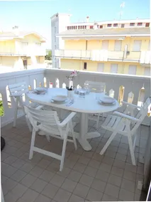 Nice Apartment With Balcony For 6 People - by Beahost Rentals - Balkong