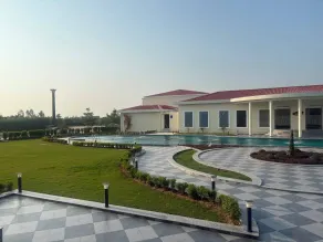 Moksha Resort and Spa  - Piscine