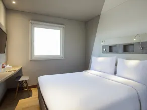 ibis budget Surabaya Diponegoro - Room
