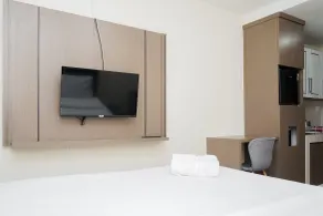 Homey and Comfact Studio at Medina Apartment By Travelio - Room