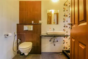 Royale Holiday Villa - 4BHK, Baga - Badrum