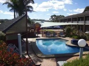 Black swan motor inn - Piscina