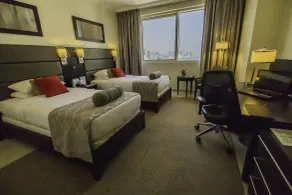 The Royal Riviera Hotel Doha - Vue de la chambre