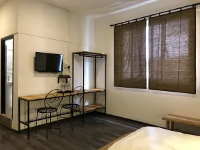 Yakety Yak Hostel - Room