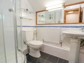 Llety Perygl - Bathroom