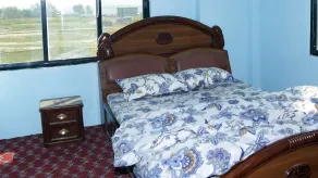 Lincoln Holiday Home - Image 1