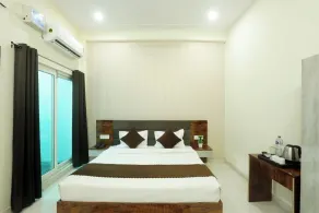 Shri Raghav Palace Hotel Ayodhya - Room