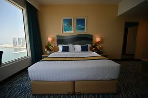 Harbour Suites Hotel - Room
